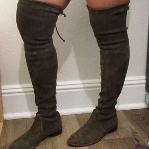 Unworn Stuart Weitzman lowland boot in color loden suede